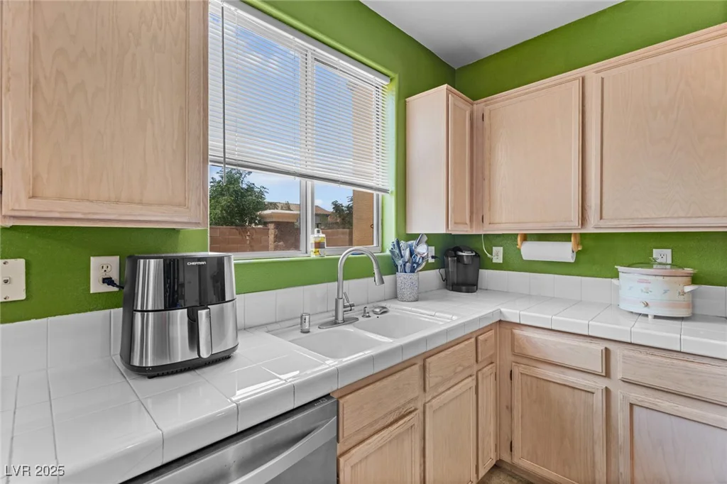6058 Attavilla, Las Vegas, NV 89141