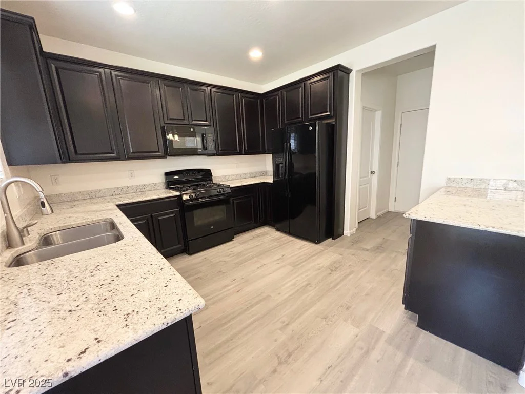 842 Earth Luster, Las Vegas, NV 89178