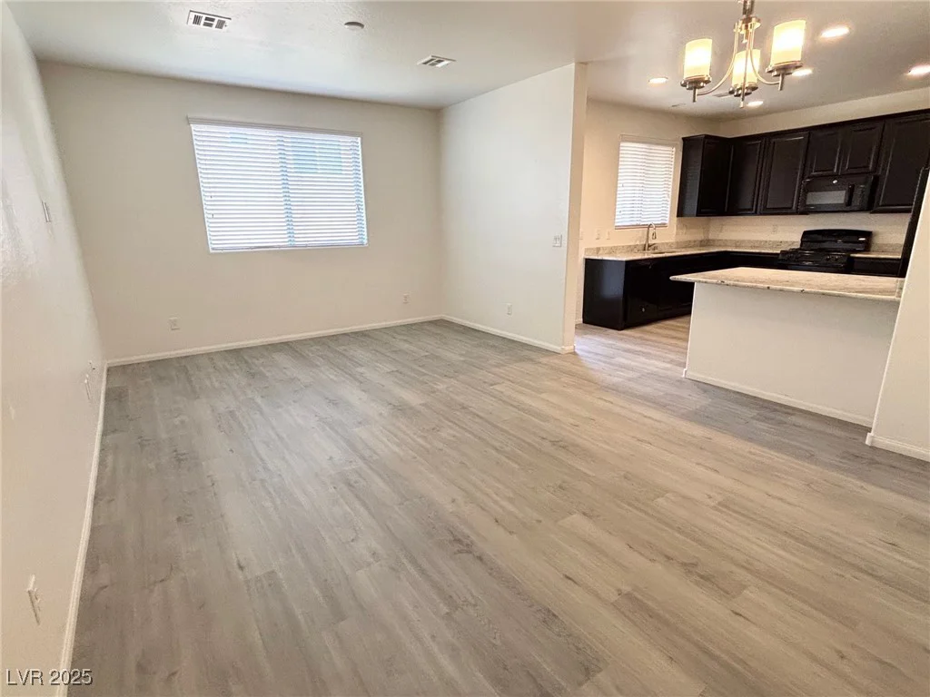 842 Earth Luster, Las Vegas, NV 89178