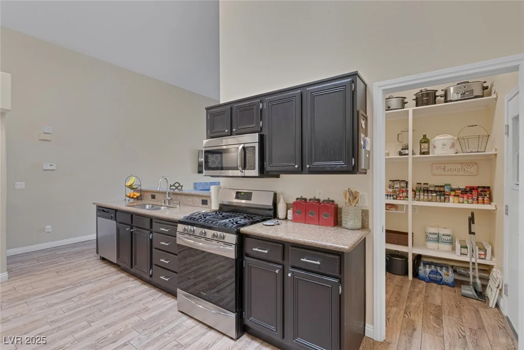680 Bonanza Plain, Henderson, NV 89011