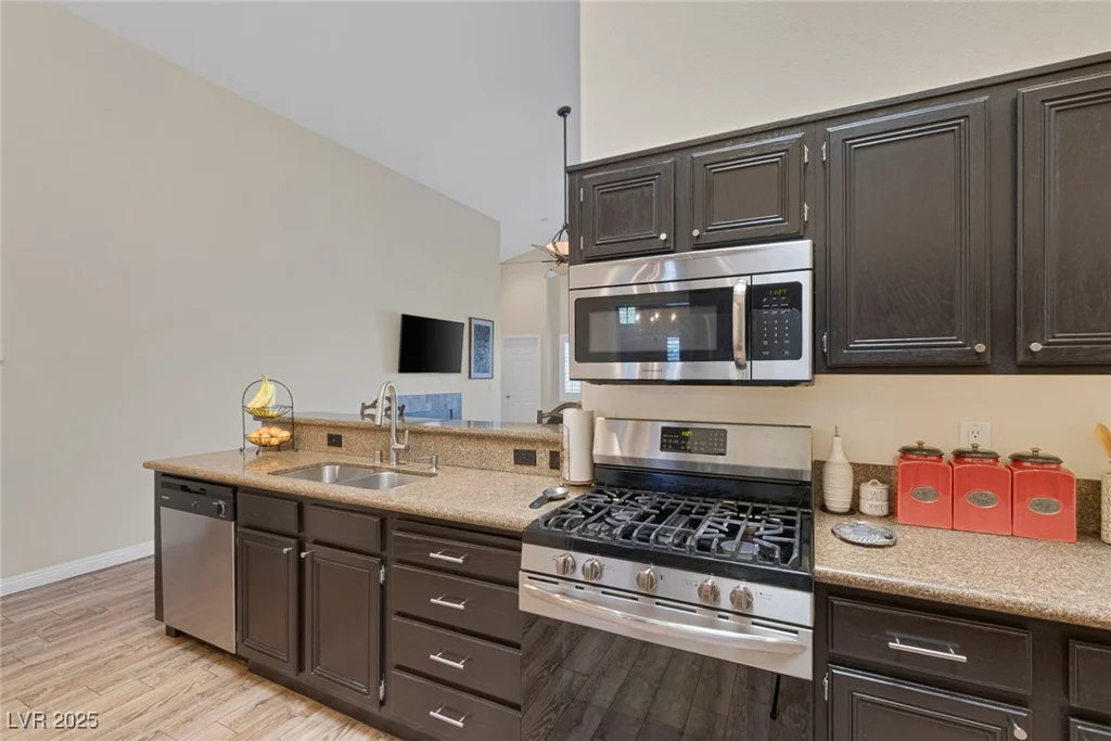 680 Bonanza Plain, Henderson, NV 89011