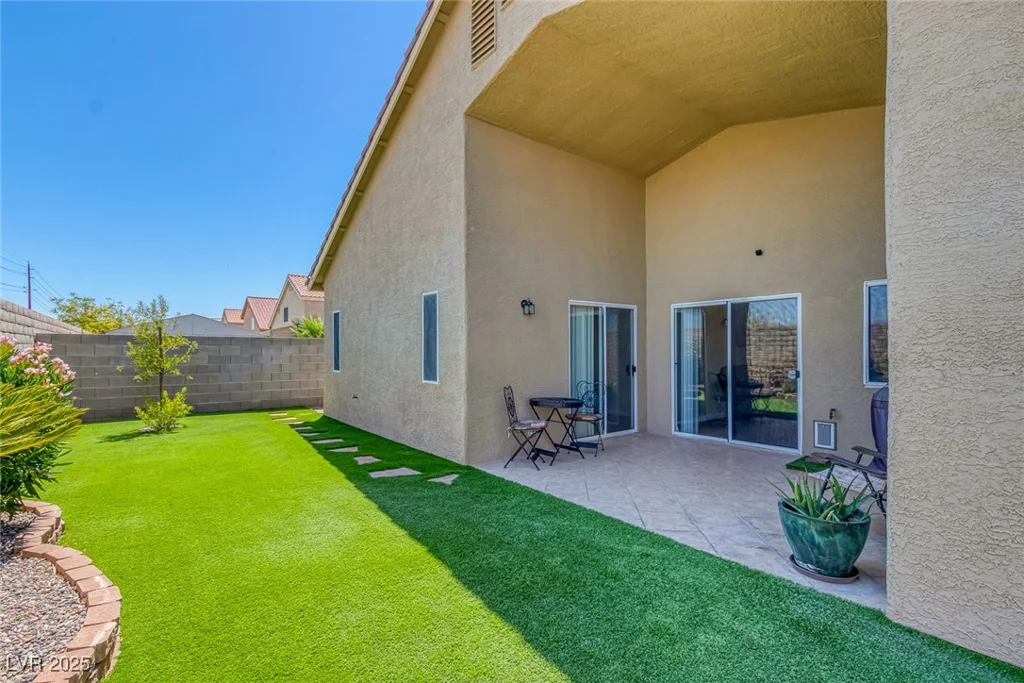 680 Bonanza Plain, Henderson, NV 89011
