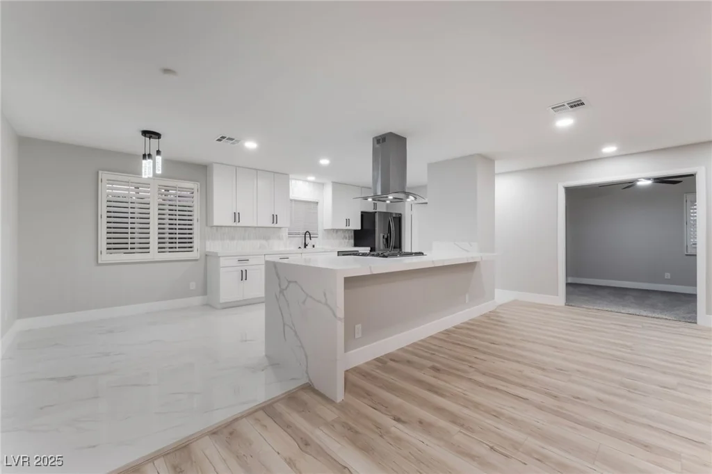 1009 Ironwood, Las Vegas, NV 89108