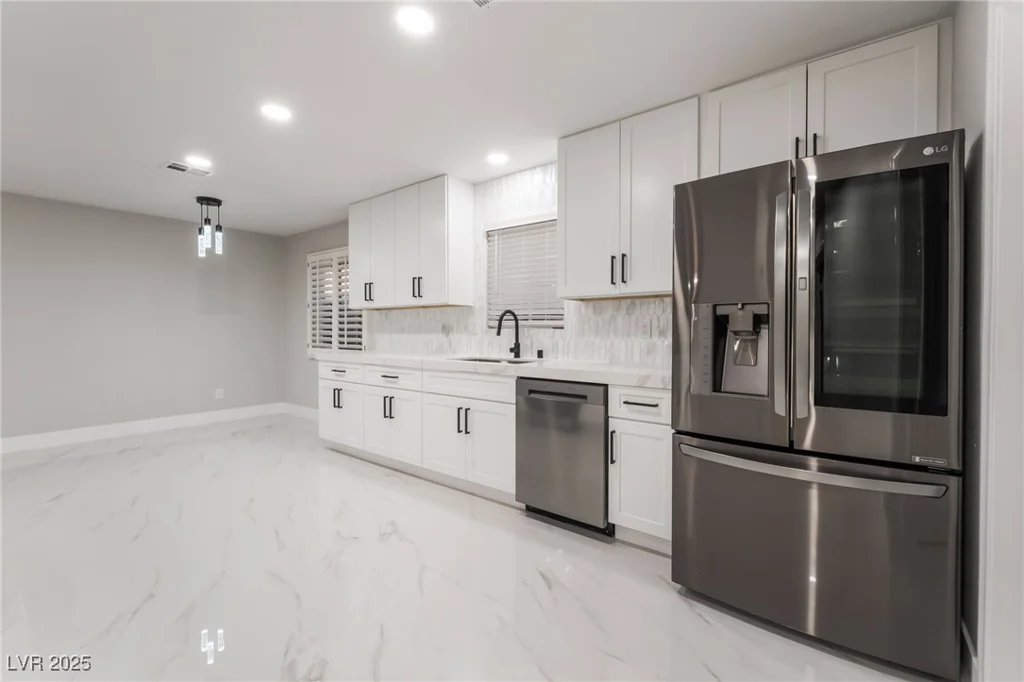 1009 Ironwood, Las Vegas, NV 89108