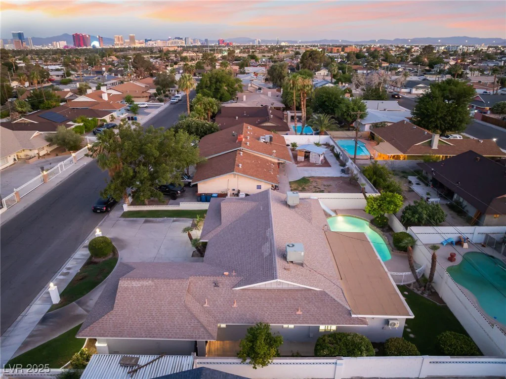1009 Ironwood, Las Vegas, NV 89108