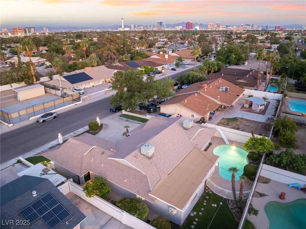 1009 Ironwood, Las Vegas, NV 89108