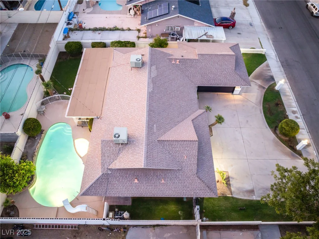 1009 Ironwood, Las Vegas, NV 89108