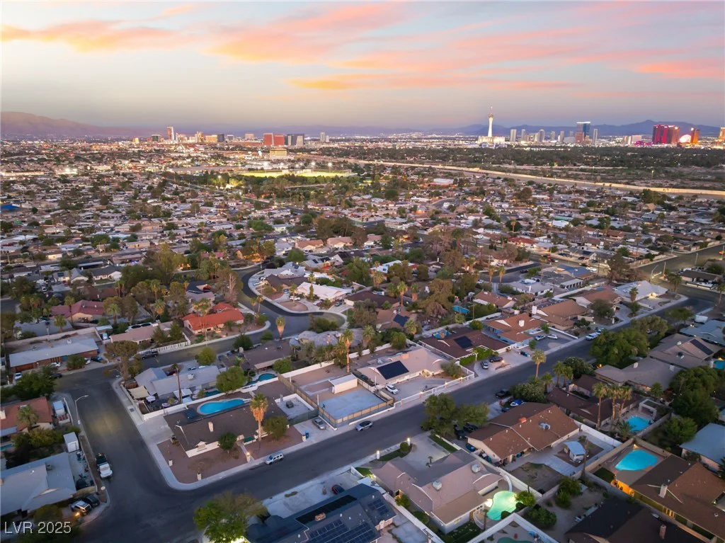 1009 Ironwood, Las Vegas, NV 89108