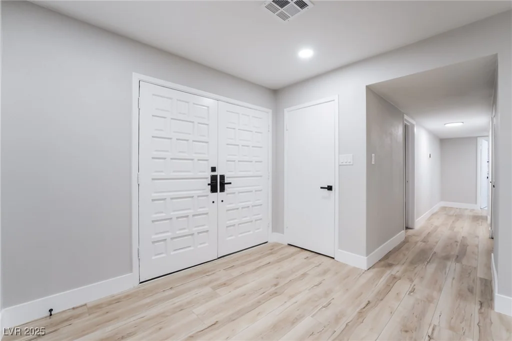 1009 Ironwood, Las Vegas, NV 89108
