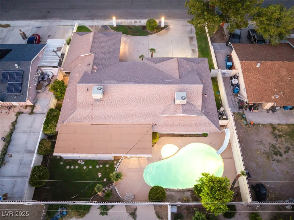 1009 Ironwood, Las Vegas, NV 89108