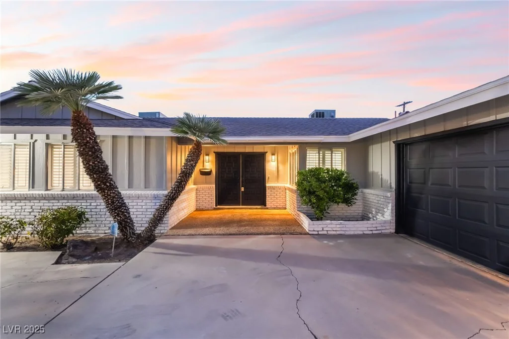 1009 Ironwood, Las Vegas, NV 89108