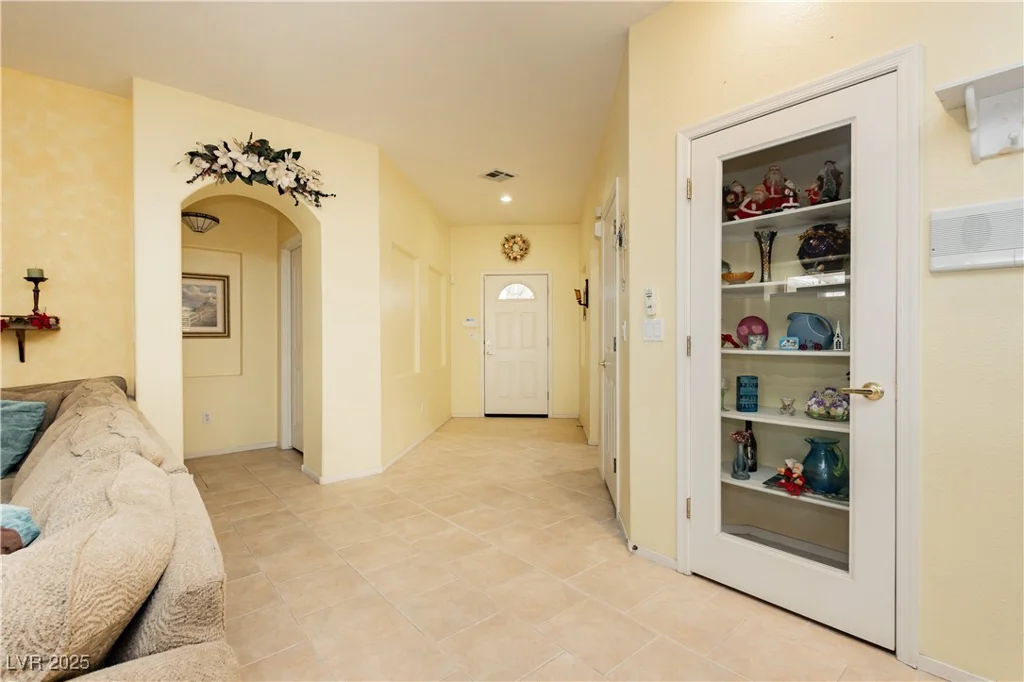 5402 Winterdale, North Las Vegas, NV 89031