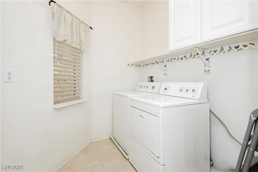 5402 Winterdale, North Las Vegas, NV 89031