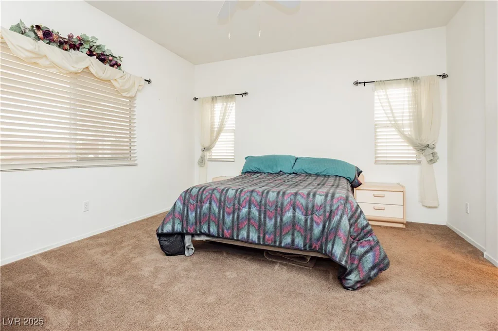 5402 Winterdale, North Las Vegas, NV 89031