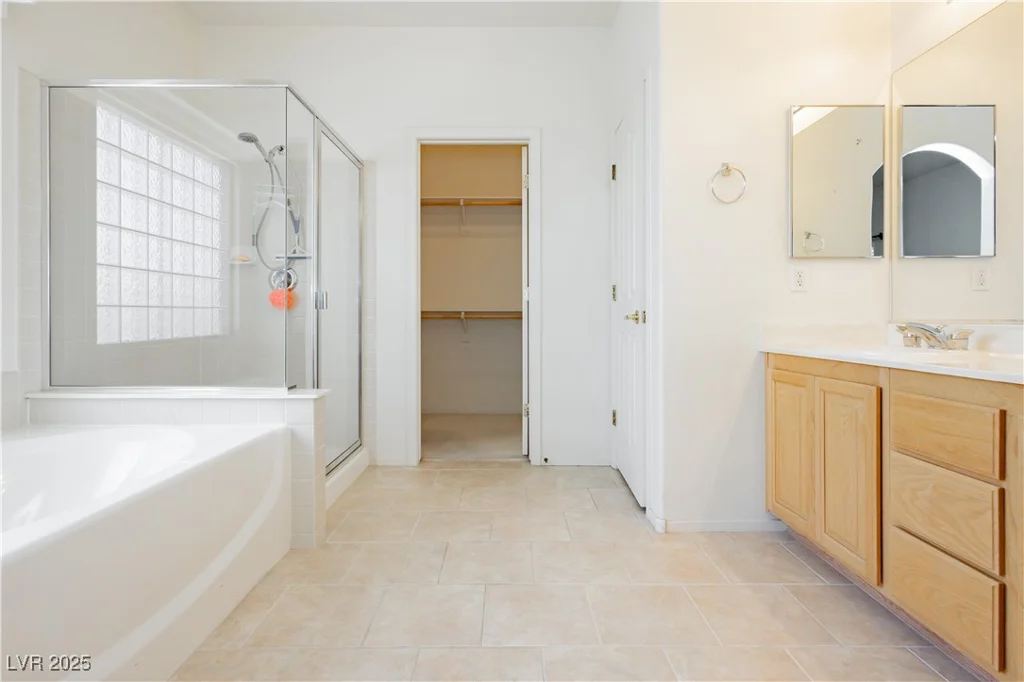 5402 Winterdale, North Las Vegas, NV 89031