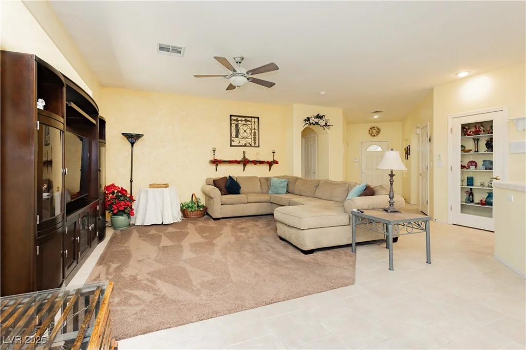 5402 Winterdale, North Las Vegas, NV 89031
