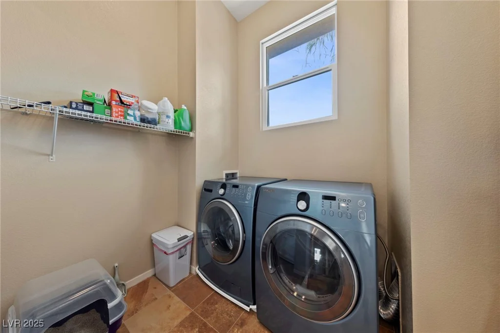 9331 Hilgard, Las Vegas, NV 89178