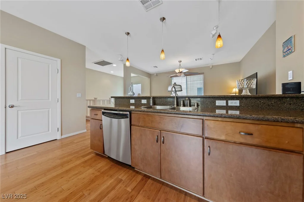 9331 Hilgard, Las Vegas, NV 89178
