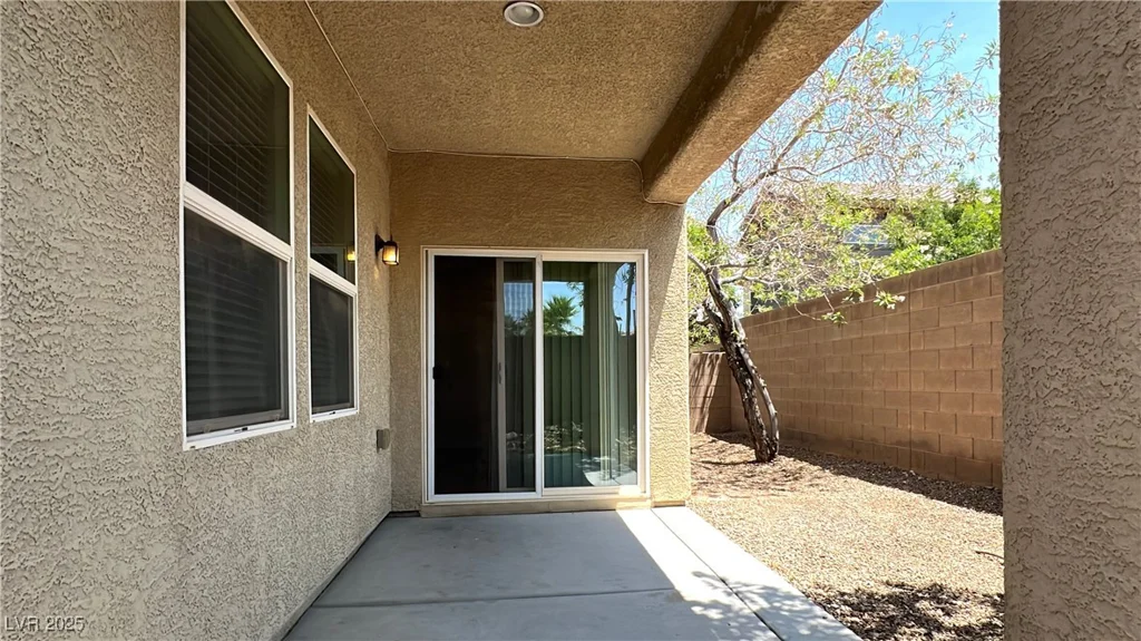 7469 Paces Mill, Las Vegas, NV 89113