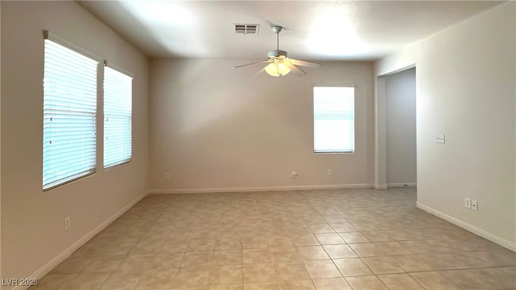 7469 Paces Mill, Las Vegas, NV 89113