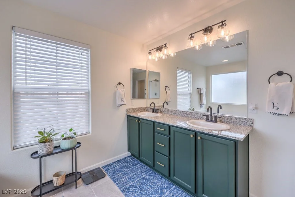 5833 Petrified Tree, North Las Vegas, NV 89081