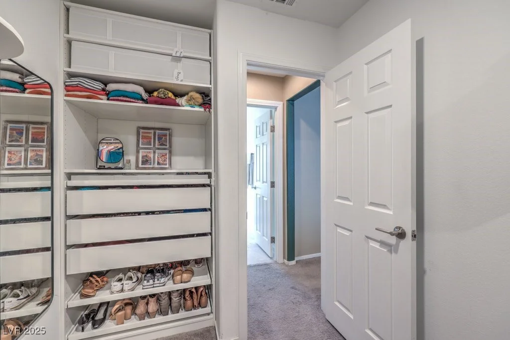 5833 Petrified Tree, North Las Vegas, NV 89081