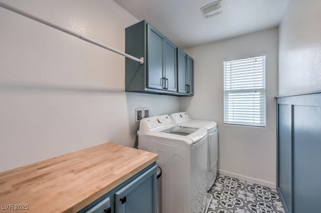 5833 Petrified Tree, North Las Vegas, NV 89081