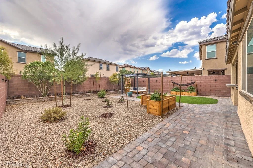 5833 Petrified Tree, North Las Vegas, NV 89081
