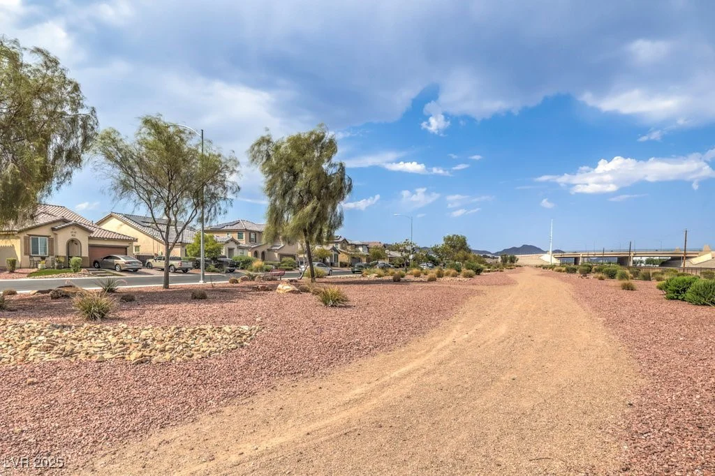 5833 Petrified Tree, North Las Vegas, NV 89081