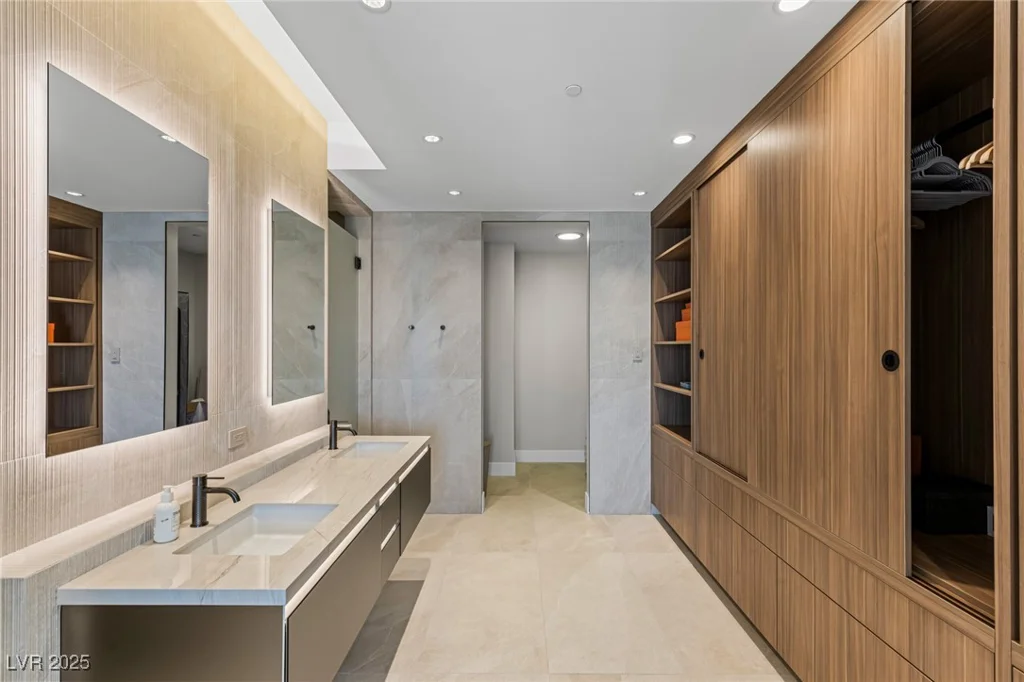 3750 Las Vegas, Las Vegas, NV 89158