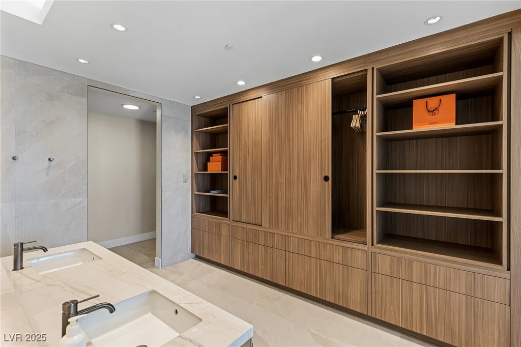 3750 Las Vegas, Las Vegas, NV 89158