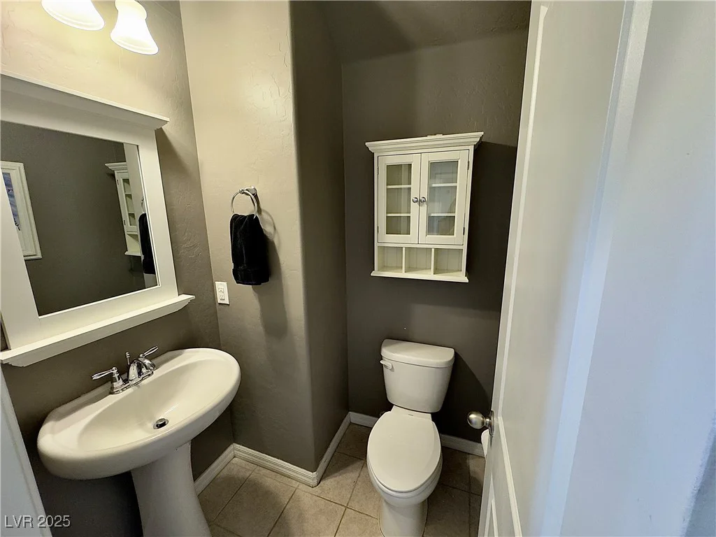 2132 Solvang Mill, Las Vegas, NV 89135