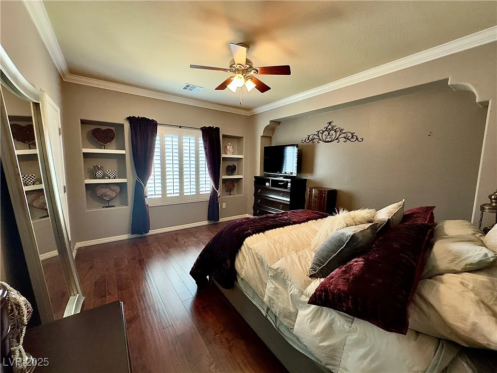 2132 Solvang Mill, Las Vegas, NV 89135