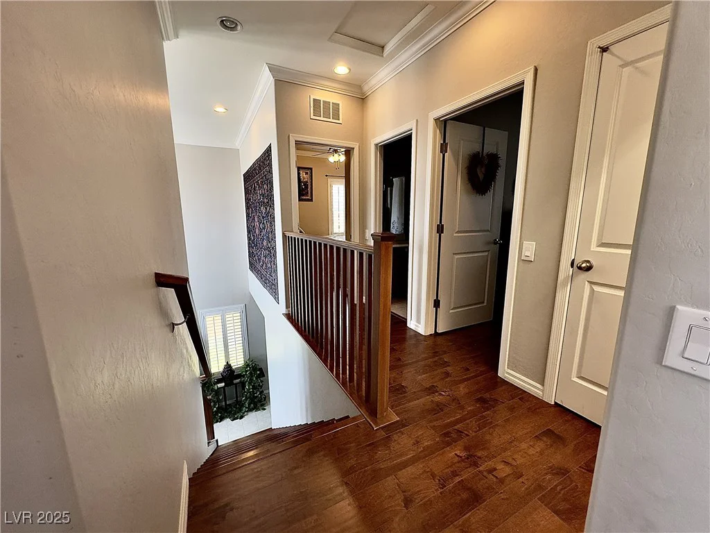 2132 Solvang Mill, Las Vegas, NV 89135