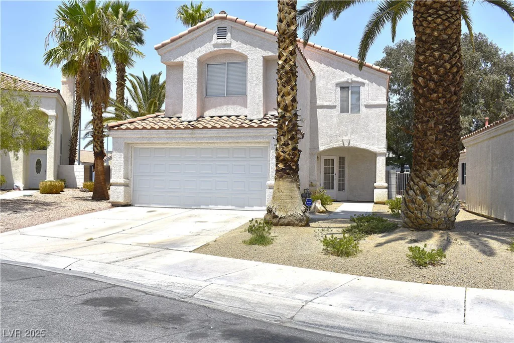 6628 Ives, Las Vegas, NV 89108