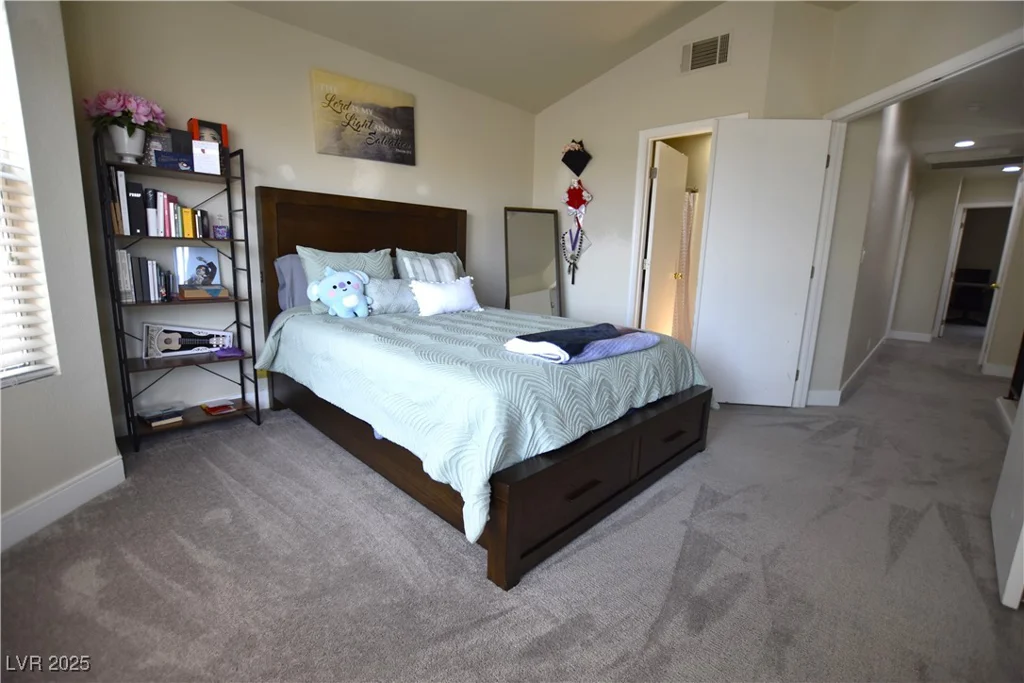 6628 Ives, Las Vegas, NV 89108