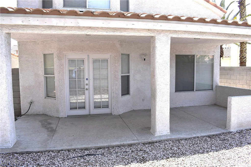 6628 Ives, Las Vegas, NV 89108