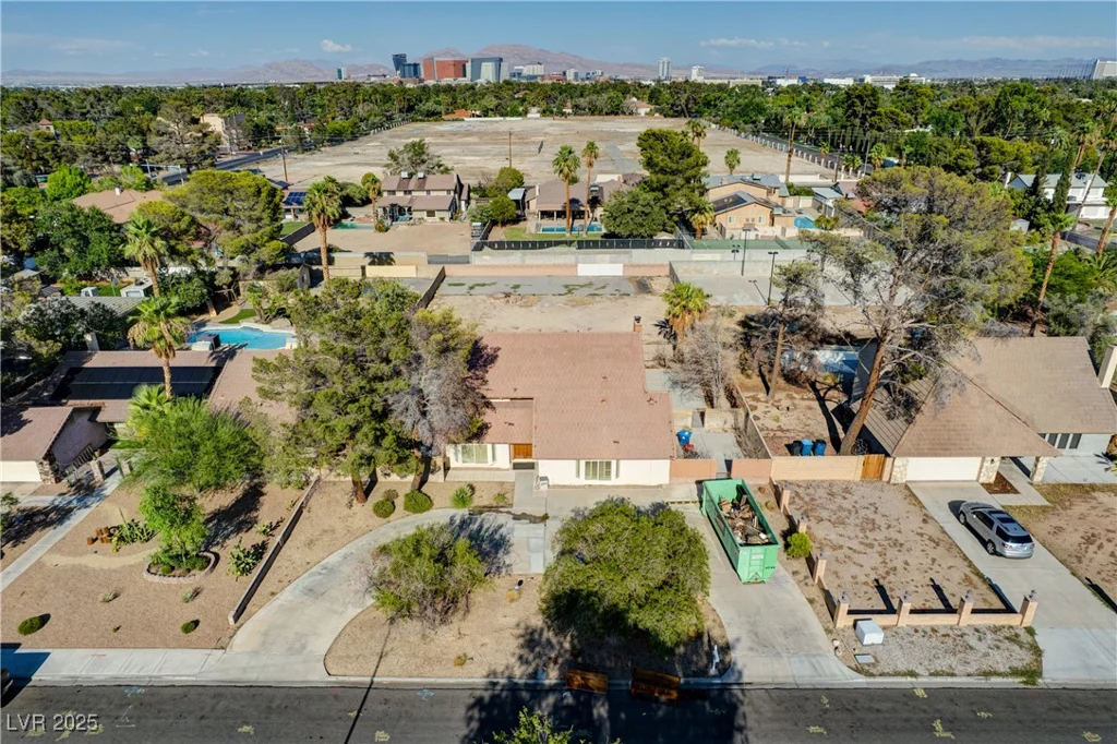 609 Kenny, Las Vegas, NV 89107