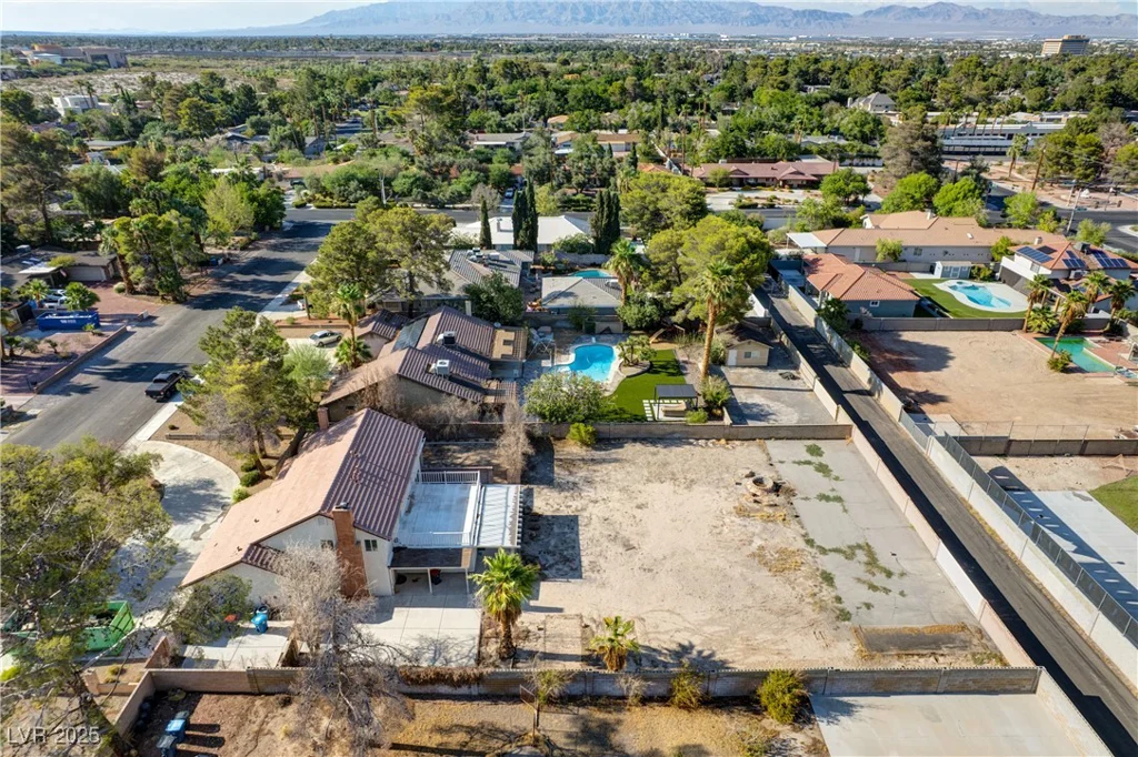 609 Kenny, Las Vegas, NV 89107