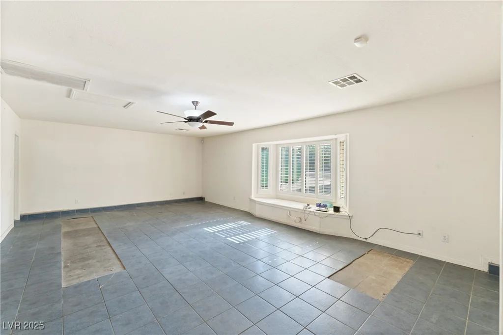 609 Kenny, Las Vegas, NV 89107