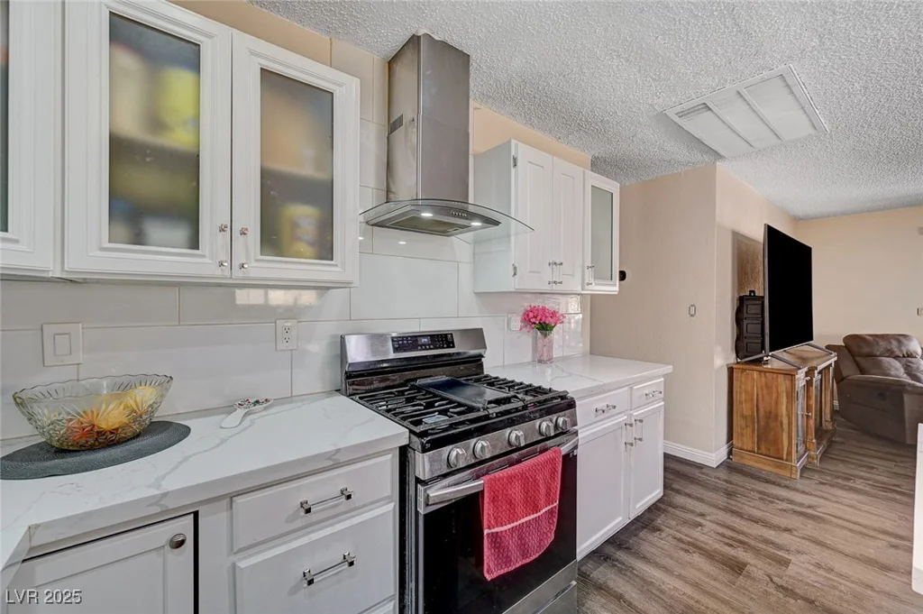 2901 Scarlet Oak, Las Vegas, NV 89104
