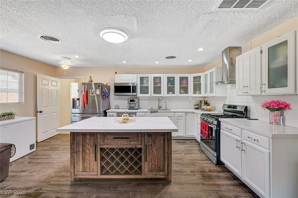 2901 Scarlet Oak, Las Vegas, NV 89104