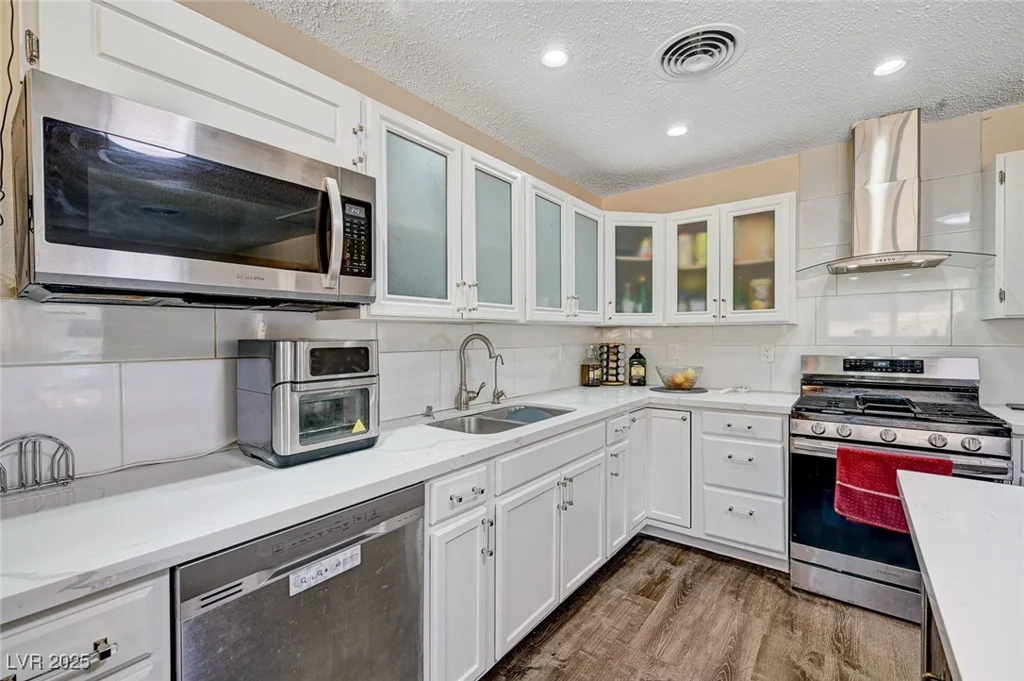 2901 Scarlet Oak, Las Vegas, NV 89104