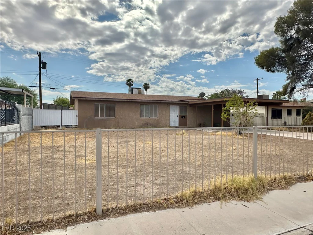 2858 Puenta, Las Vegas, NV 89121