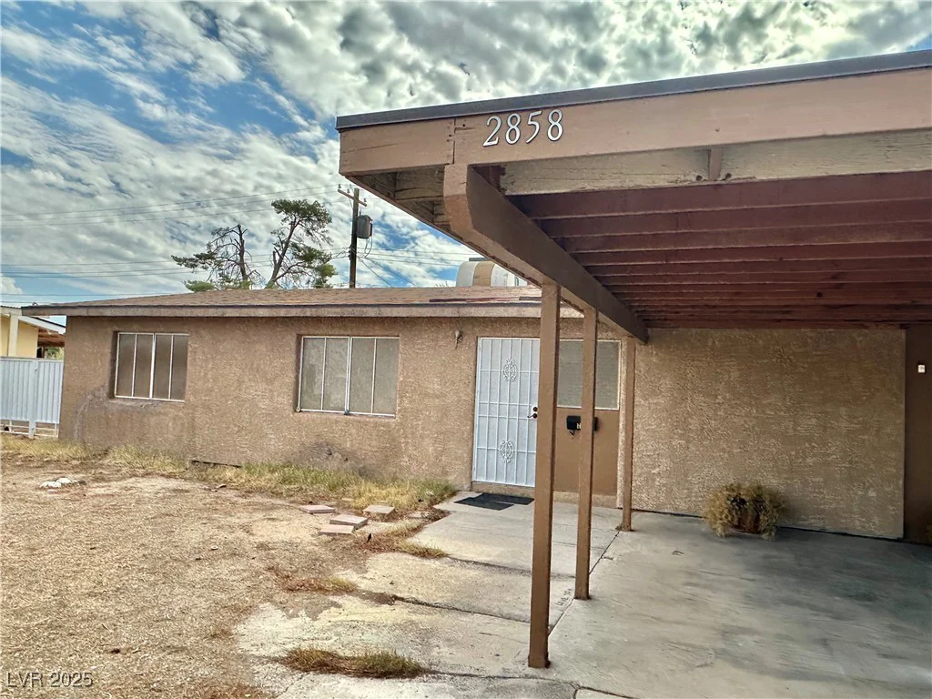 2858 Puenta, Las Vegas, NV 89121