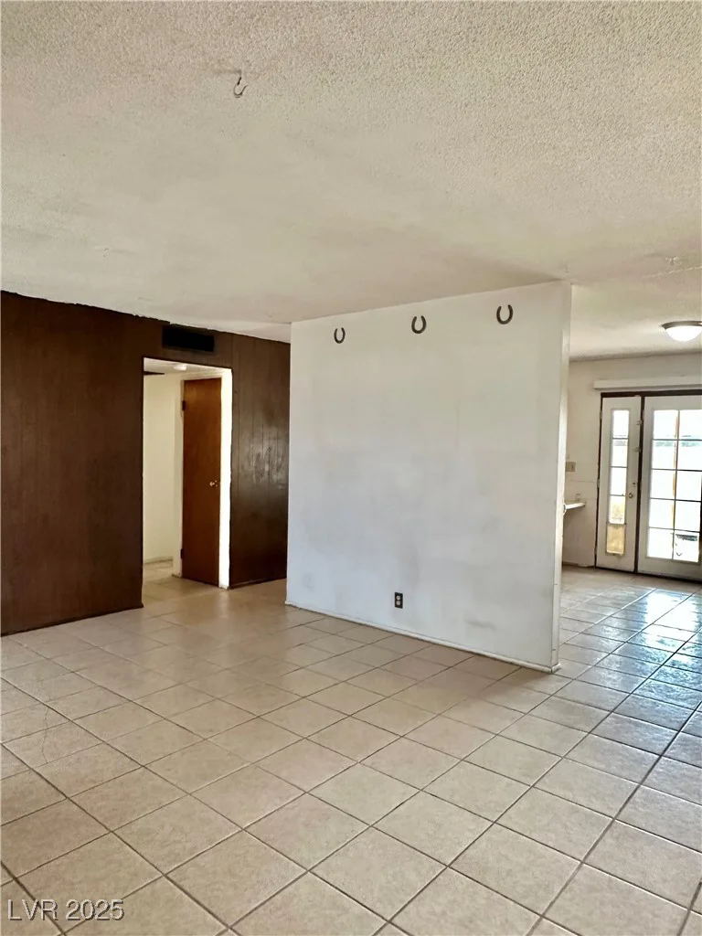 2858 Puenta, Las Vegas, NV 89121