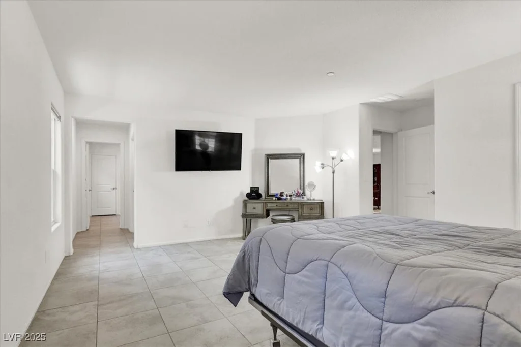 925 Midnight View, Henderson, NV 89015