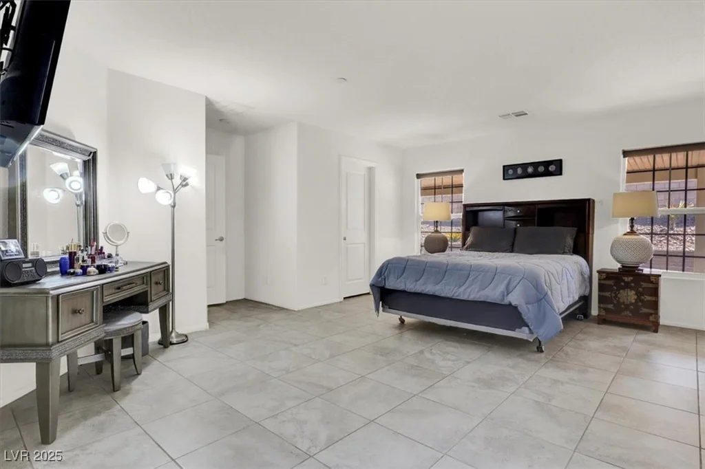 925 Midnight View, Henderson, NV 89015