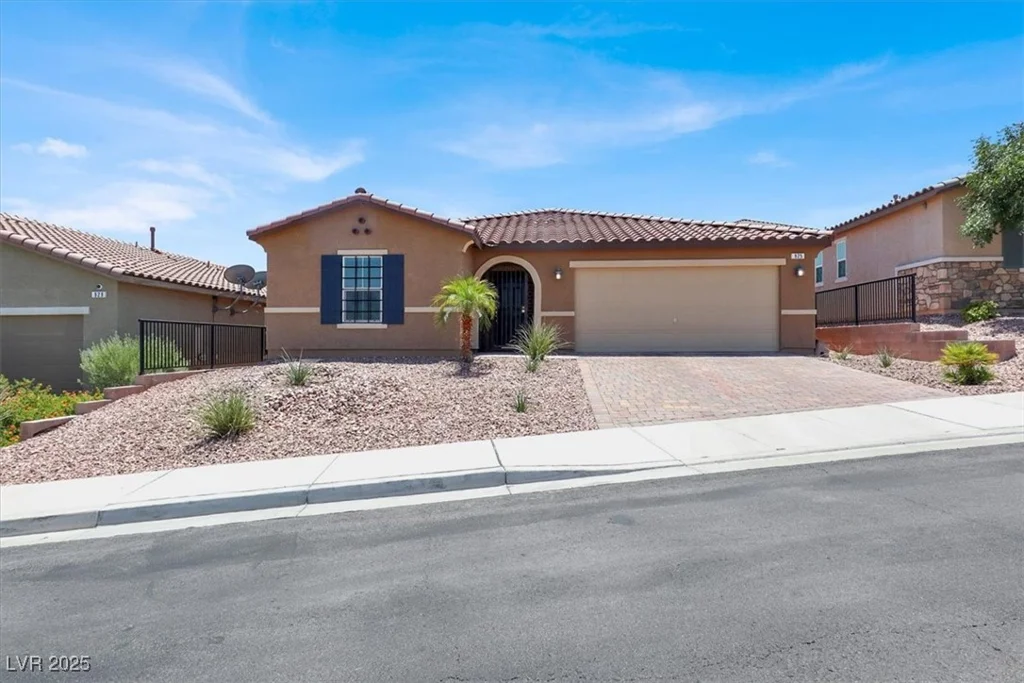 925 Midnight View, Henderson, NV 89015
