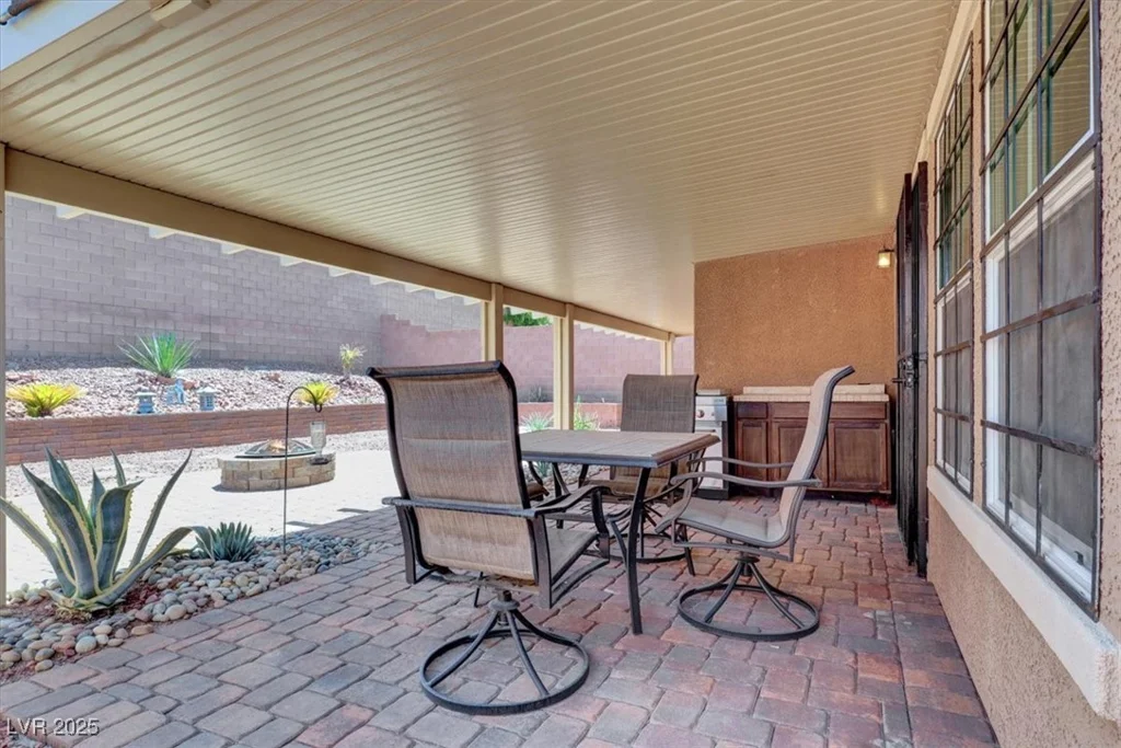 925 Midnight View, Henderson, NV 89015